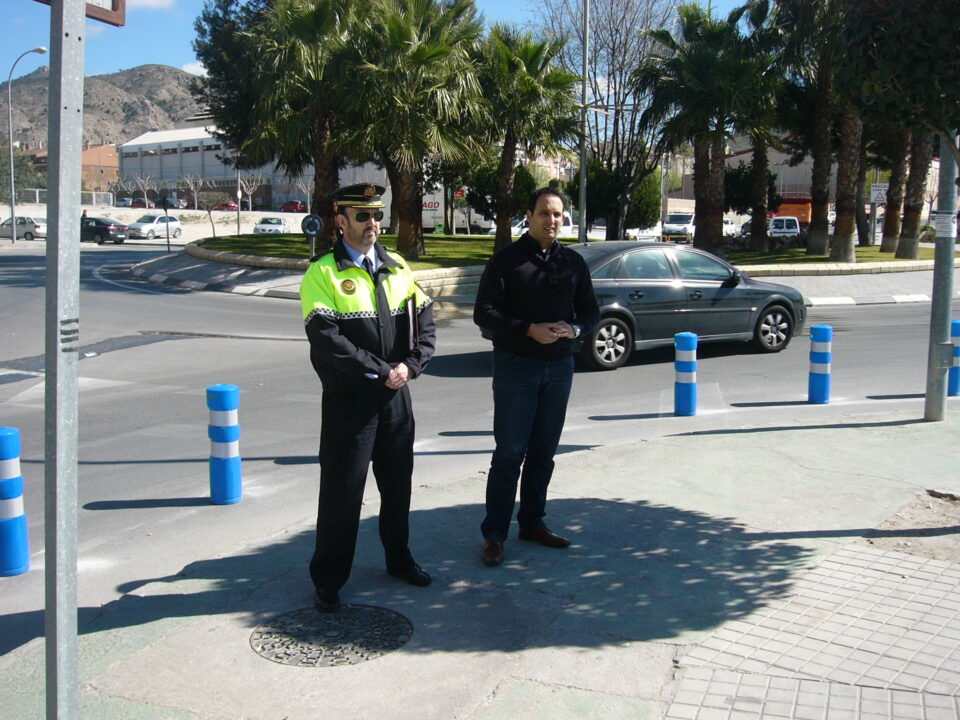 Tráfico ejecuta proyectos por valor de 18.000  para evitar excesos de velocidad y malos aparcamientos