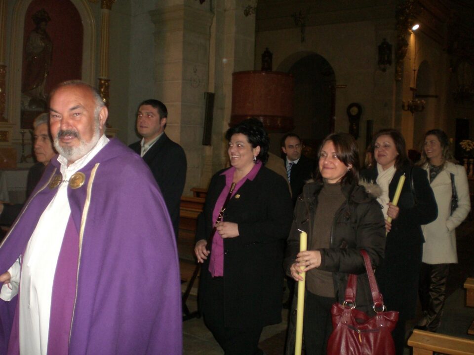 Monforte se despide de la Semana Santa con el encuentro de la Soledad y el palio