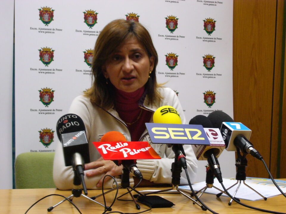 La UMH organiza dos cursos de verano en Petrer sobre convivencia y comunicación