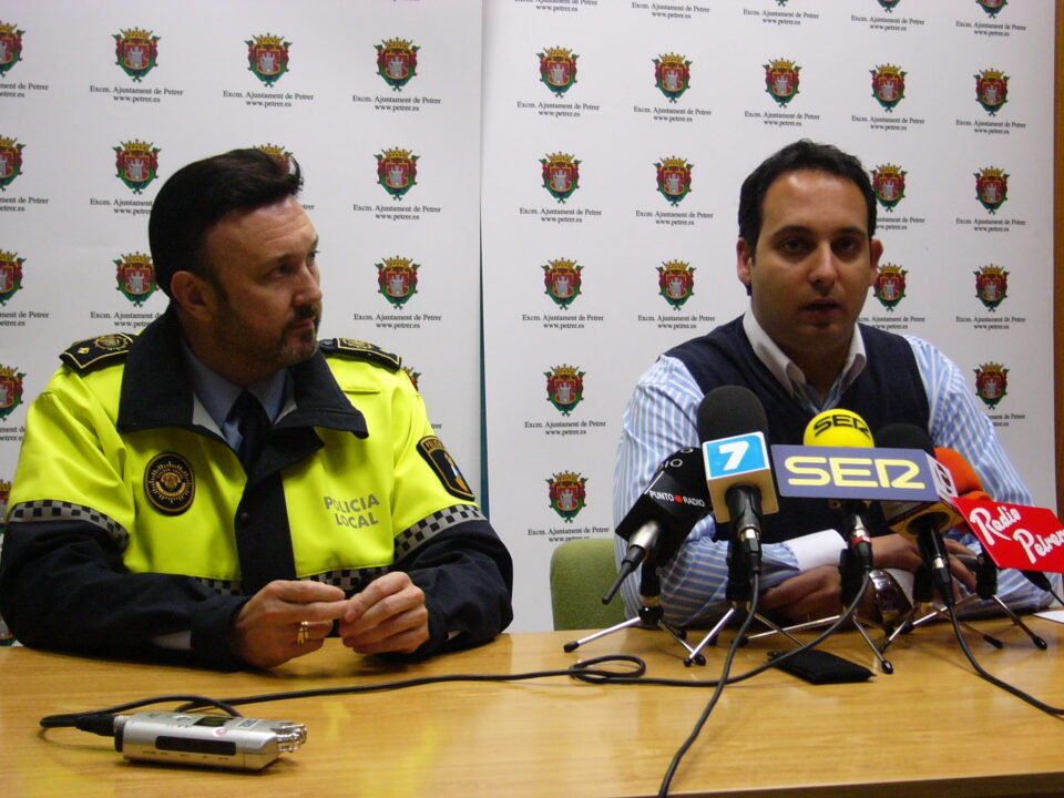 El Ayuntamiento despliega un dispositivo especial para el pregón y el día de banderas