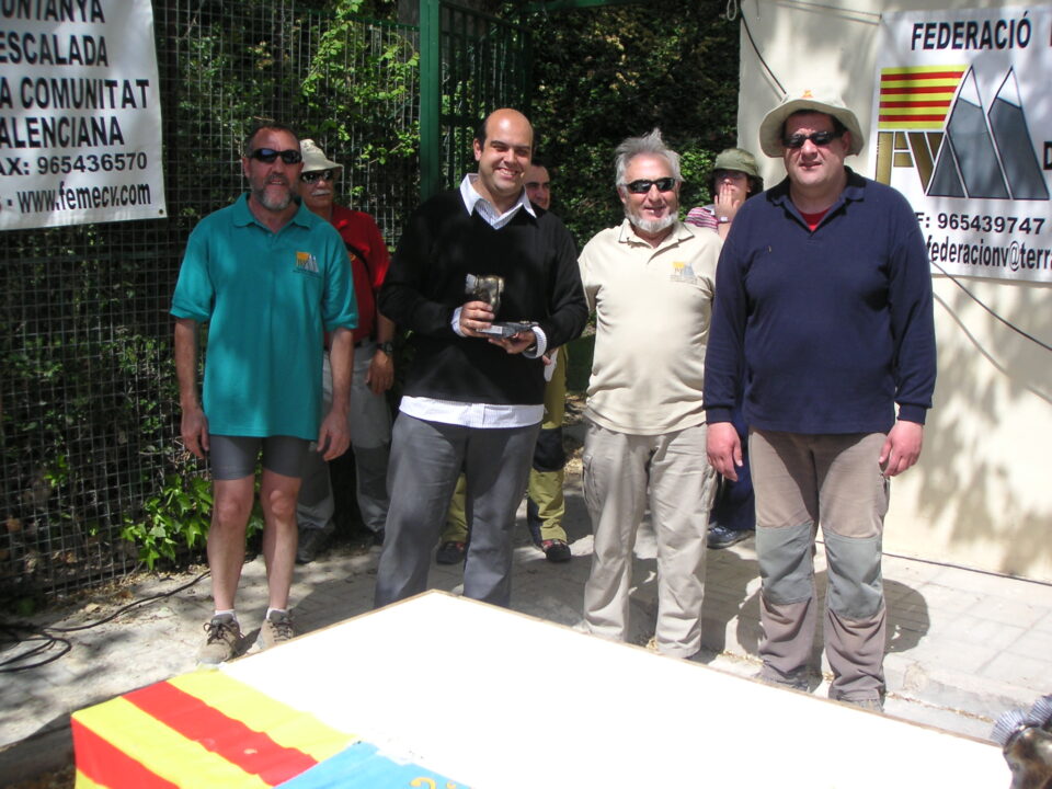 Trescientos deportistas participaron en la tradicional Marcha de Veteranos del Club Excursionista de Villena