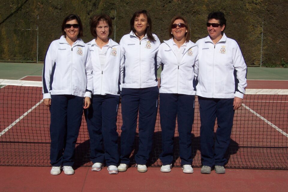 El próximo domingo se jugarán las finales del Trofeo Social de Padel Viajes Salvatur que se está celebrando en las instalaciones de la Ciudad Deportiva del CAMV