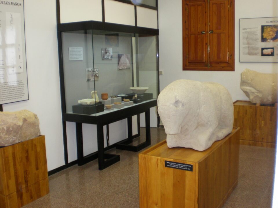 La Ruta de los Museos organiza una visita a Alicante para ver el MUBAG y la Lonja