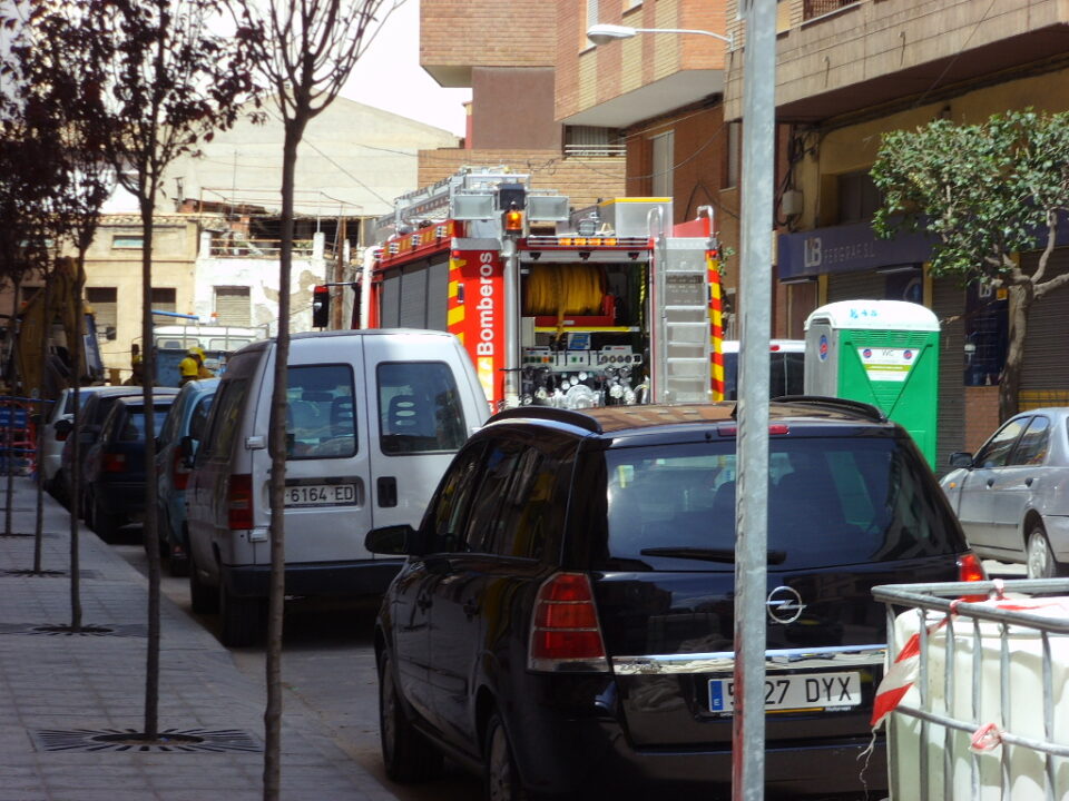 Los vecinos de la Calle Navarro Santafé alertan de un escape de gas. El intenso olor se percibía en las calles adyacentes