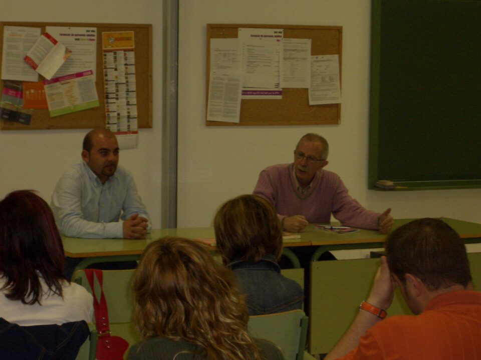 Enric Lluch ofrece una charla  coloquio sobre su libro Temps de Conquesta