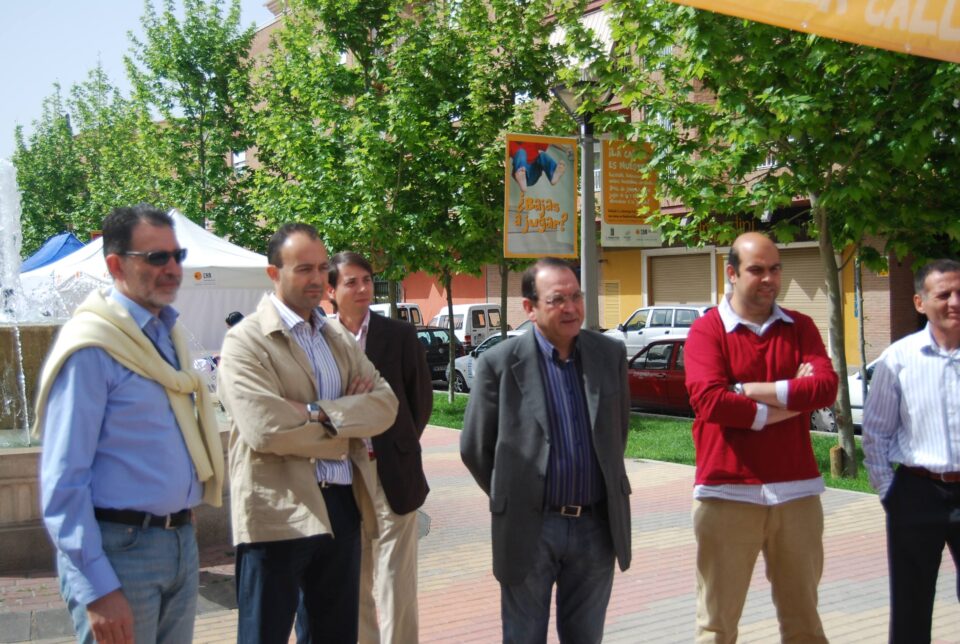 Durante los días 3 y 4 de Mayo AYUNTAMIENTO Y CAM INAUGURAN "LA CALLE ES NUESTRA" EN EL BOULEVARD MAESTRO CARRASCOSA