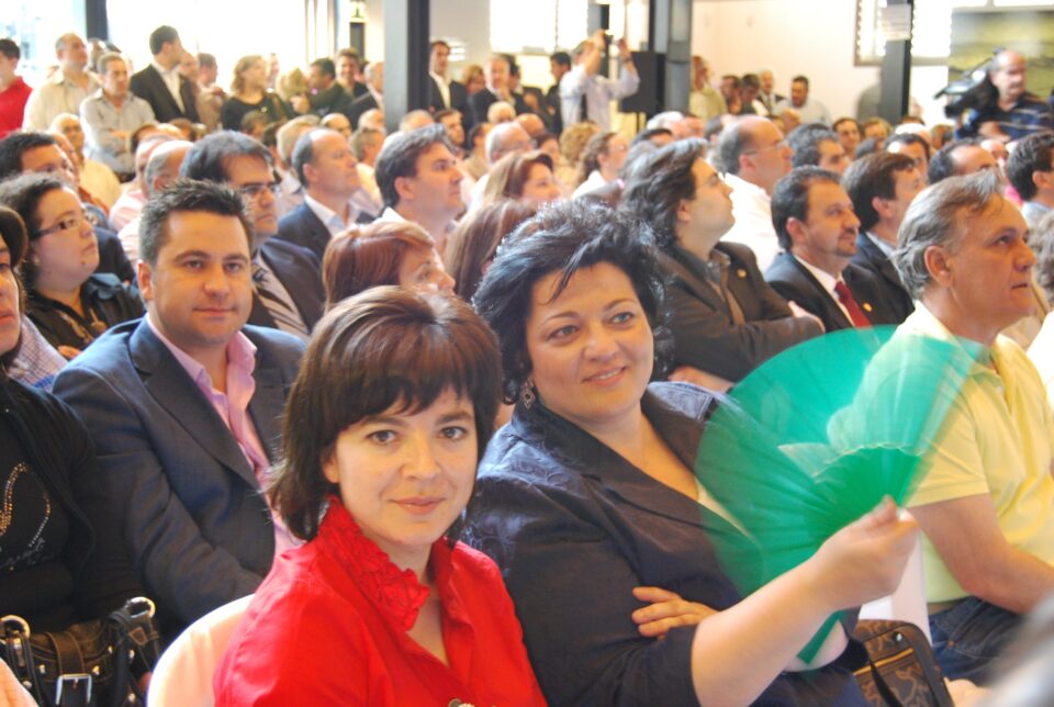 LA ALCALDESA DE VILLENA ASISTE EN ORIHUELA A LA NUEVA PLATAFORMA "ALCALDES POR EL AGUA"