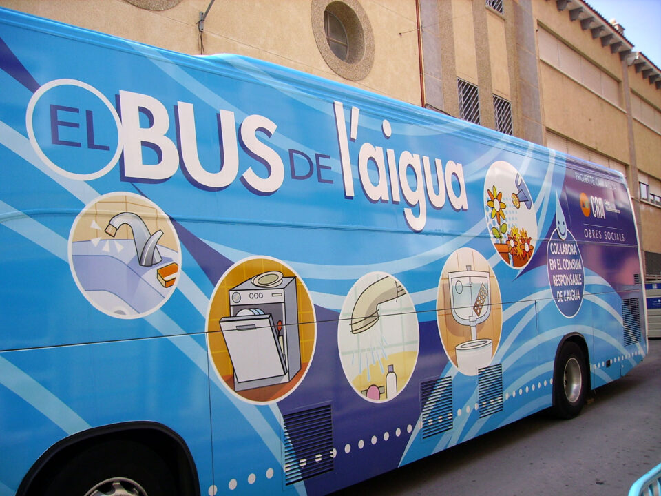 El Bus del Agua es una exposición itinerante perteneciente