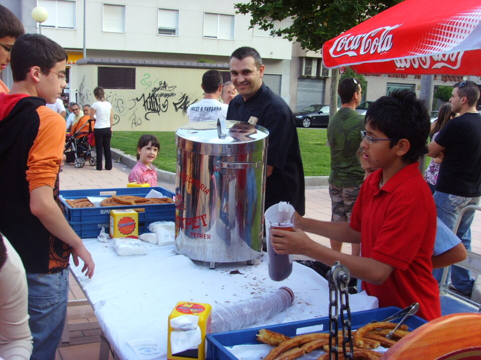 Los comerciantes de Petrer realizan un encuentro para fomentar su comercio