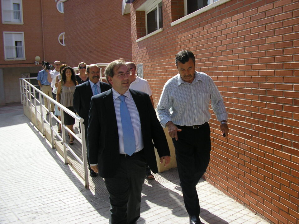 El secretario autonómico de Sanidad visita Petrer para conocer la realidad sanitaria y la posible ampliación del Centro de Salud Petrer II