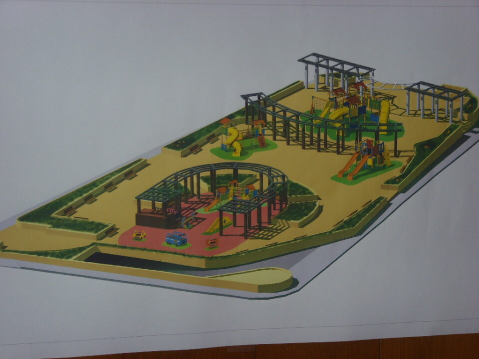 La concejalía de Servicios transformará la Plaza del Zapatero en una gran zona de juegos para niños