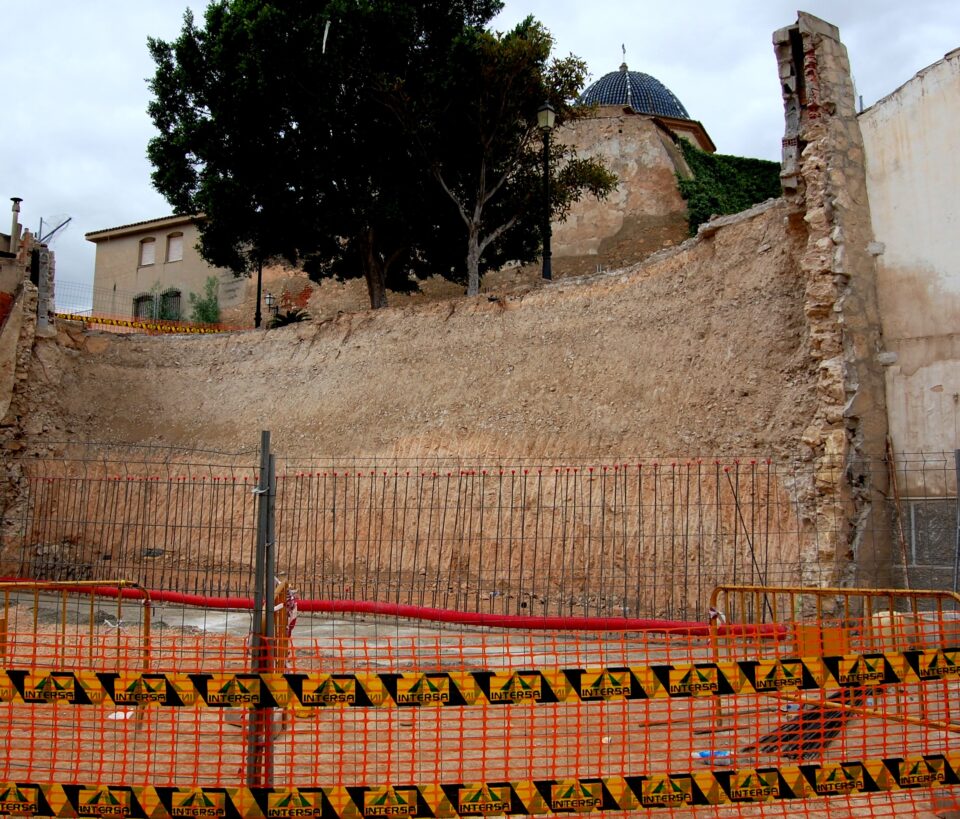 El Ayuntamiento ha iniciado las obras en la calle Carlos de la Cruz Pujalte
