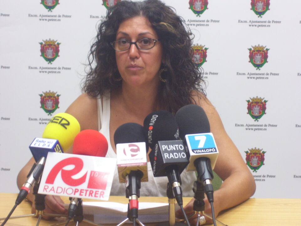 La edil del área destaca la simplificación del proceso y el abaratamiento de costes en el proceso