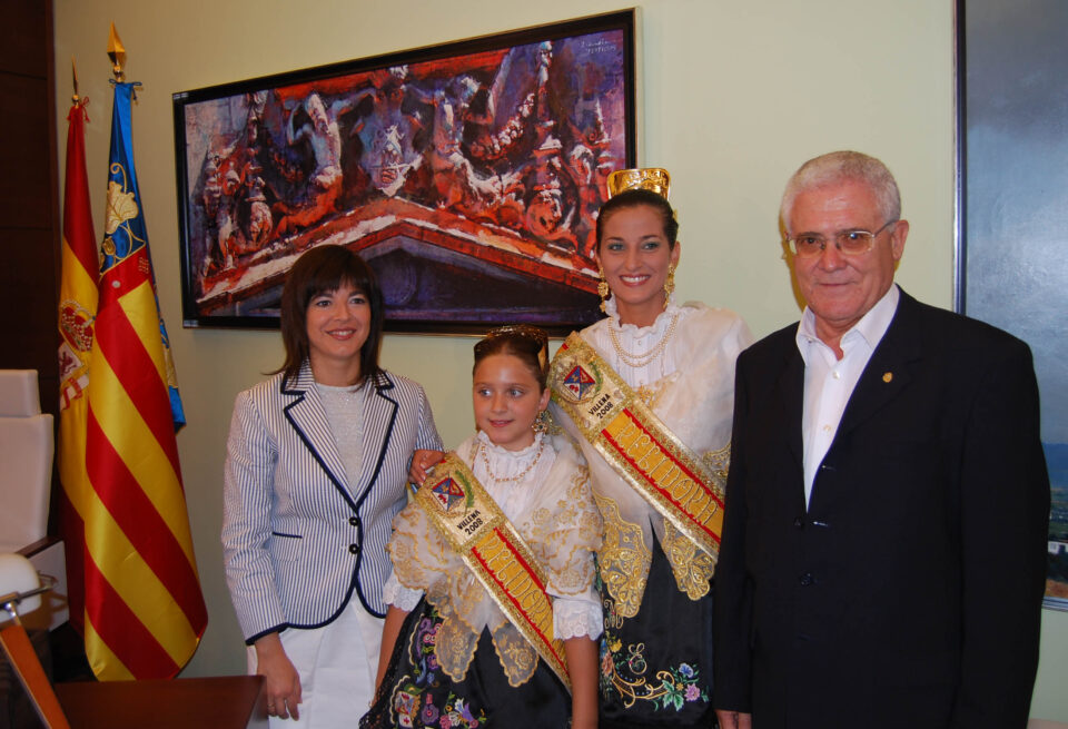 14.000 FESTEROS LLENAN LAS CALLES DE VILLENA EN SUS FIESTAS DE MOROS Y CRISTIANOS EN HONOR DE LA VIRGEN DE LAS VIRTUDES