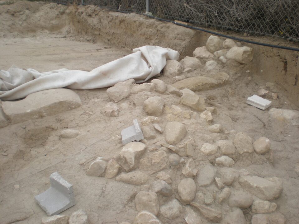 Inician las excavaciones para recuperar las piezas arqueológicas halladas hace unos meses junto a la depuradora