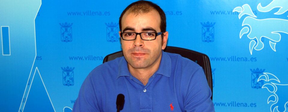 El edil de Hacienda asegura que quien hipotecó a la ciudad fue el tripartito con 10 millones de euros