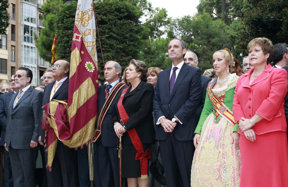 Camps agradece a todos los valencianos su apoyo e ilusión para disfrutar de la recreación histórica del desfile del 9 dOctubre de 1428