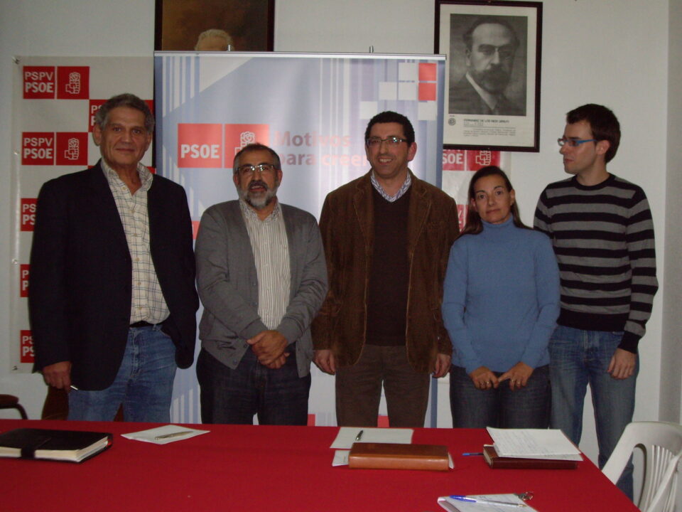 EL PSOE DE PETRER Y LA UGT COMPARTEN EL DIAGNÓSTICO SOBRE LA SITUACIÓN ECONÓMICA