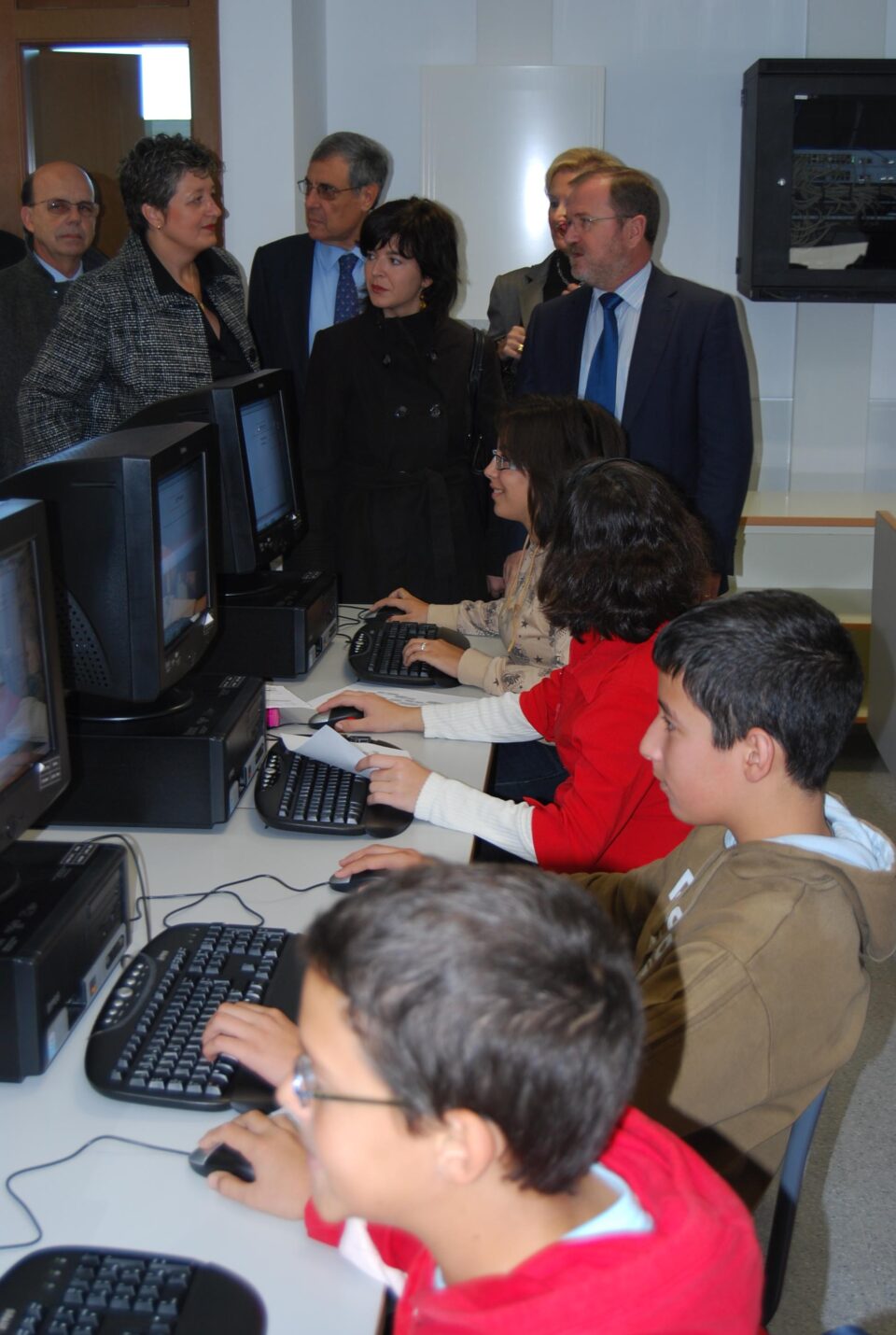 Artículo de opinión del anterior edil de Educación Juan José Torres: "BIENVENIDO EL TERCER INTITUTO