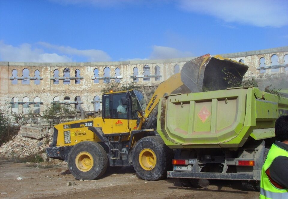 Artículo de opinión. "BANDO nº 1 de la Alcaldía M.I. Ayuntamiento de Villena"