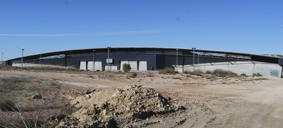CALIDAD AMBIENTAL Y LA FEDERACIÓN DE ASOCIACIONES DE VECINOS VISITAN LA PLANTA DE VAERSA