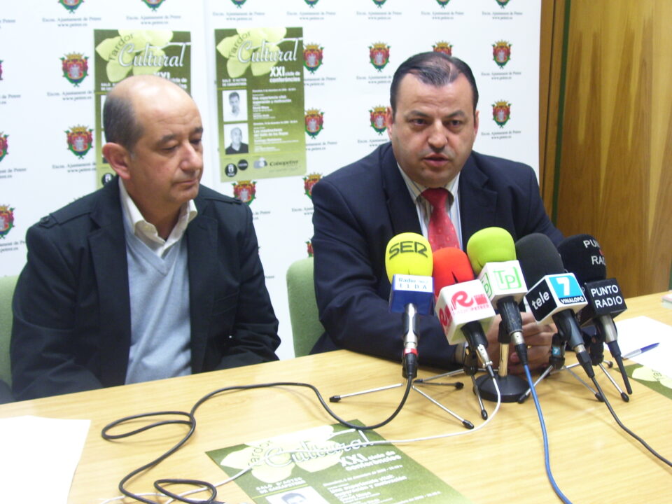 La colla Moros Nuevos ofrece un concierto de Navidad en beneficio de Sense Barreres