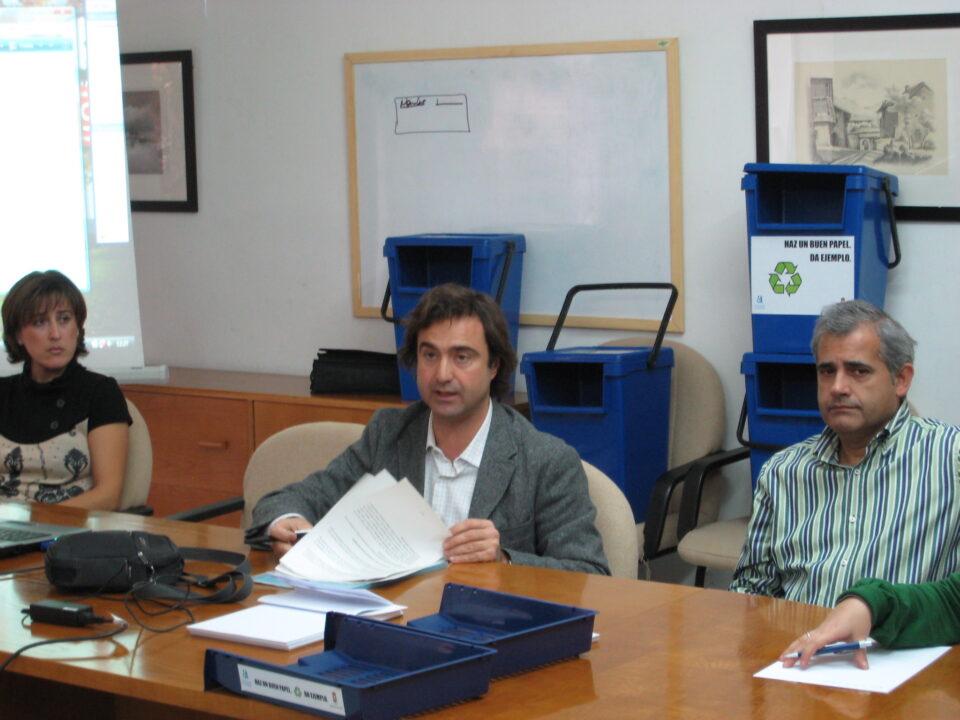 El Ayuntamiento de Ibi apuesta seriamente por el reciclaje en dependencias municipales y centros escolares