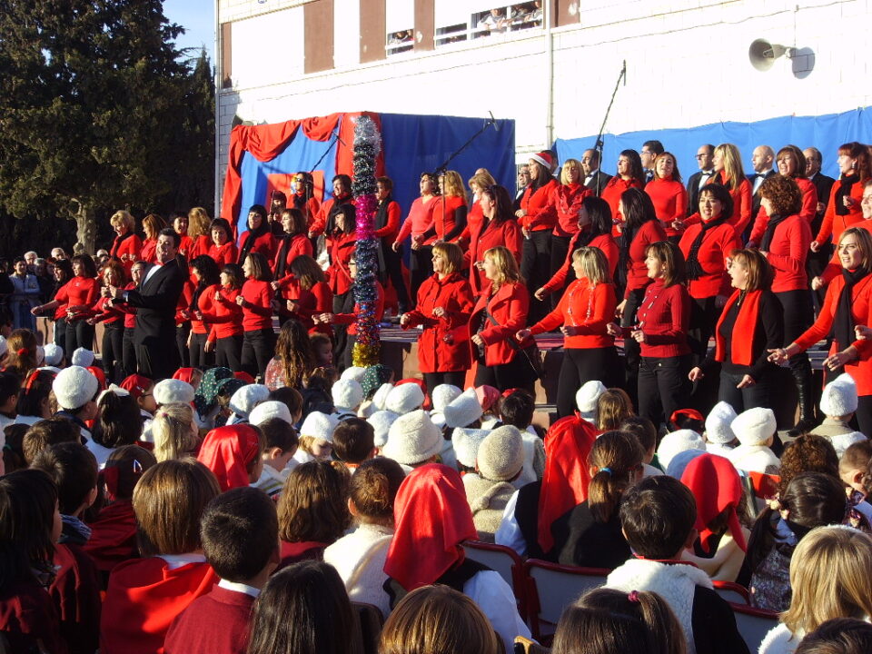Emotivo festival de villancicos en el colegio La Encarnación