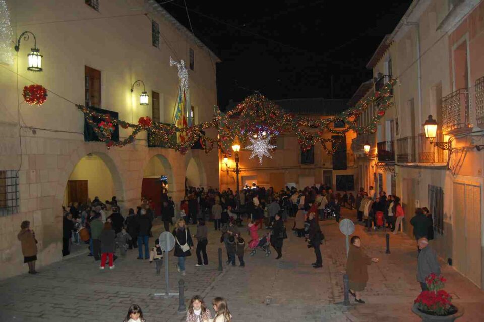 Inaugurado el Belén de la Plaza de España y el encendido de las luces de Navidad