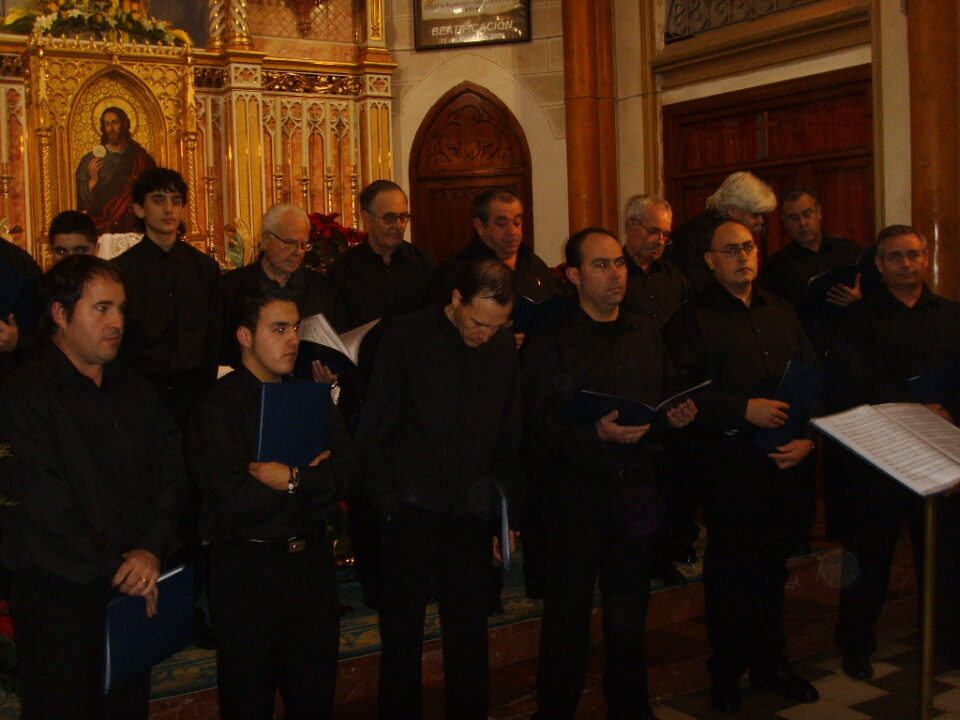 La capilla musical Dómina Virtutum ofrece su música a los ancianos desamparados