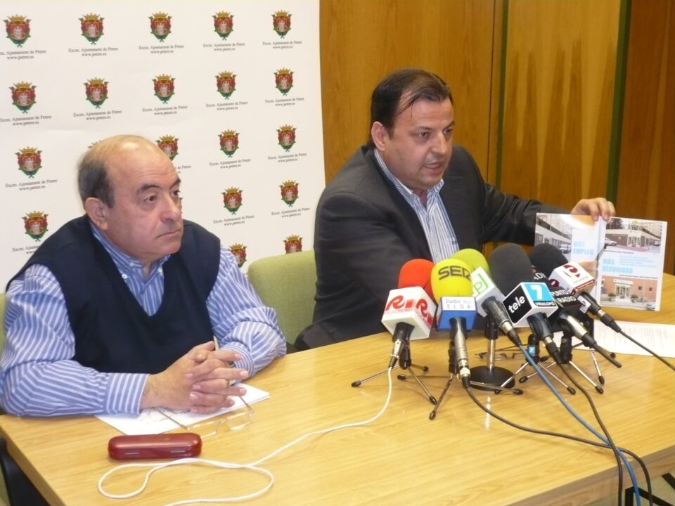 El PP defiende que están llevando a cabo la gran mayoría de proyectos de su programa electoral