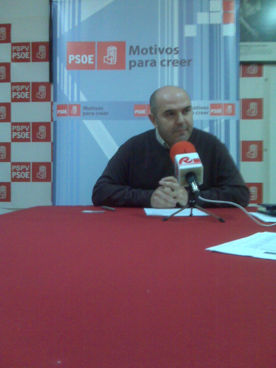 EL PSOE ACUSA AL PP DE AUTOCOMPLACENCIA ANTE EL DESEMPLEO