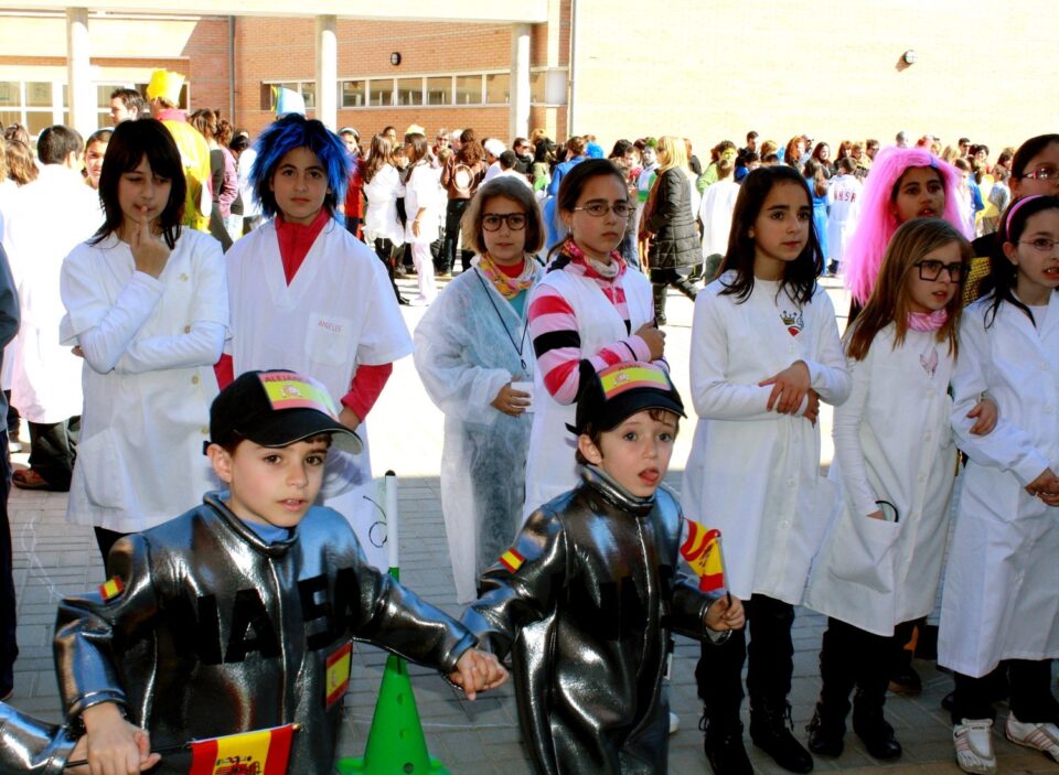 Alumnos del C.P. Jorge Juan celebran el Carnaval