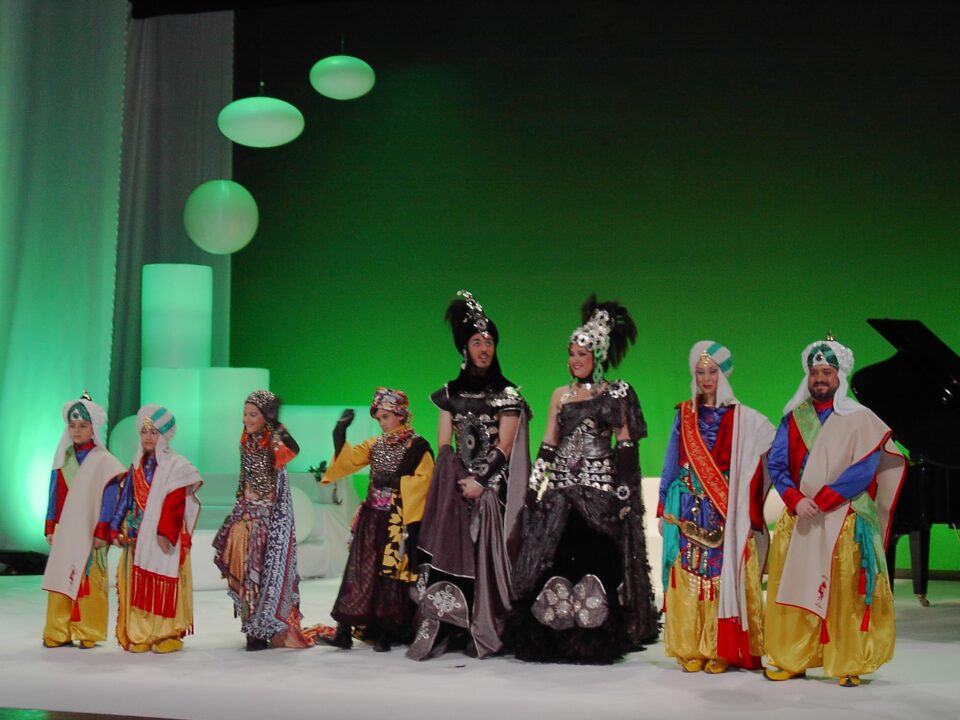 ACTO DE PRESENTACIÓN DE CARGOS 2009 DE LA COMPARSA DE MOROS MUSULMANES