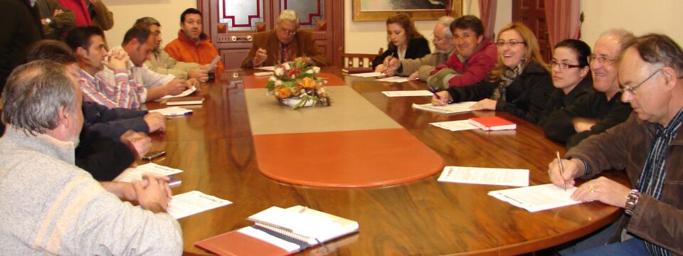 LA JUNTA CENTRAL SE ADHIEREA LA CAMPAÑA VILLENA CONTRA LAS DROGAS