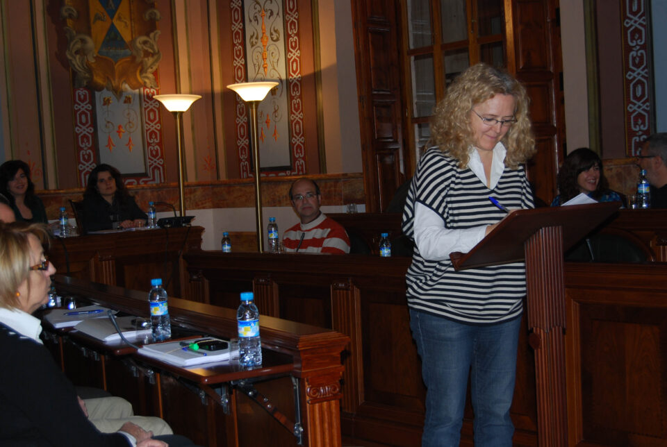 LA TOTALIDAD DE LOS CONCEJALES DE LA CORPORACIÓN DEL AYUNTAMIENTO DE VILLENA SE ADHIEREN A LA CAMPAÑA DE RECOGIDA DE FIRMAS PARA LA ERRADICACIÓN DEL PROBLEMA DE LA DROGA EN VILLENA