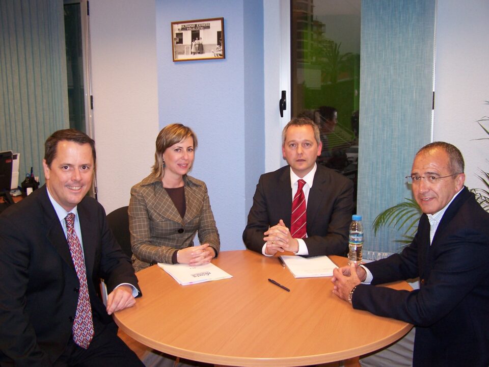 El Patronato de Turismo y TUI trabajarán conjuntamente para que la Costa Blanca sea destino de congresos