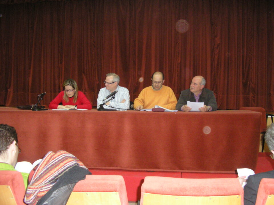 Nota prensa Asamblea General y Extraordinario Asociación Familiares y Amigos Enfermos Alzheimer Ibi