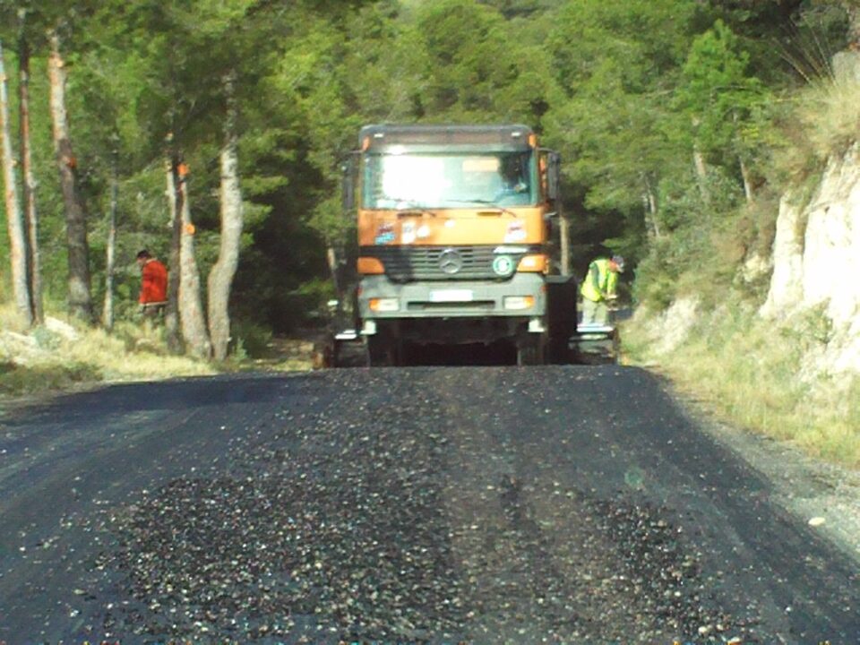 L@S VERDES DENUNCIAN QUE EL PROLONGADO CORTE DEL CAMINO DE CATÍ NO PERMITE EL TRÁNSITO DE RESIDENTES Y TRABAJADORES