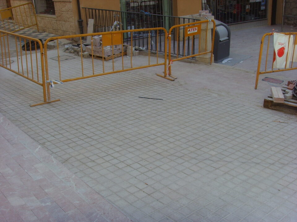 El día 4 de abril finalizan las obras de la Plaza de la Constitución