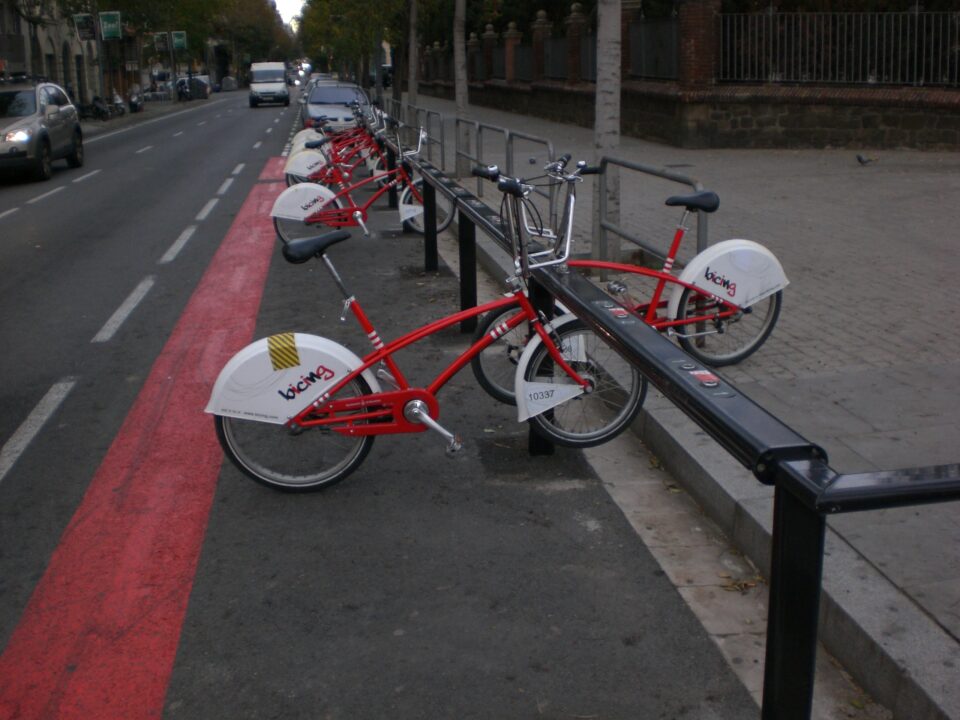 SUBVENCIÓN DEL AVEN PARA EL PROYECTO DE PRESTAMO DE BICICLETAS