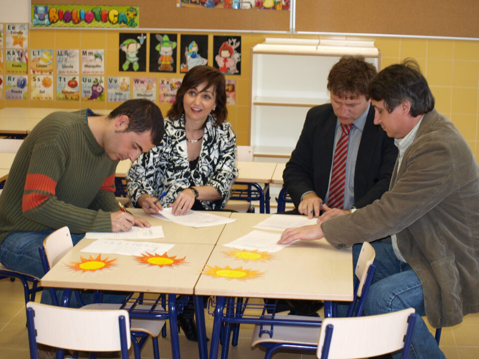 Los alumnos del C.P Cervantes pueden estrenar las nuevas instalaciones