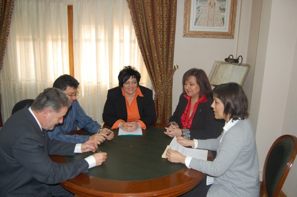 Los municipios del mármol solicitan la incorporación a la Comisión Sectorial de la Piedra Natural