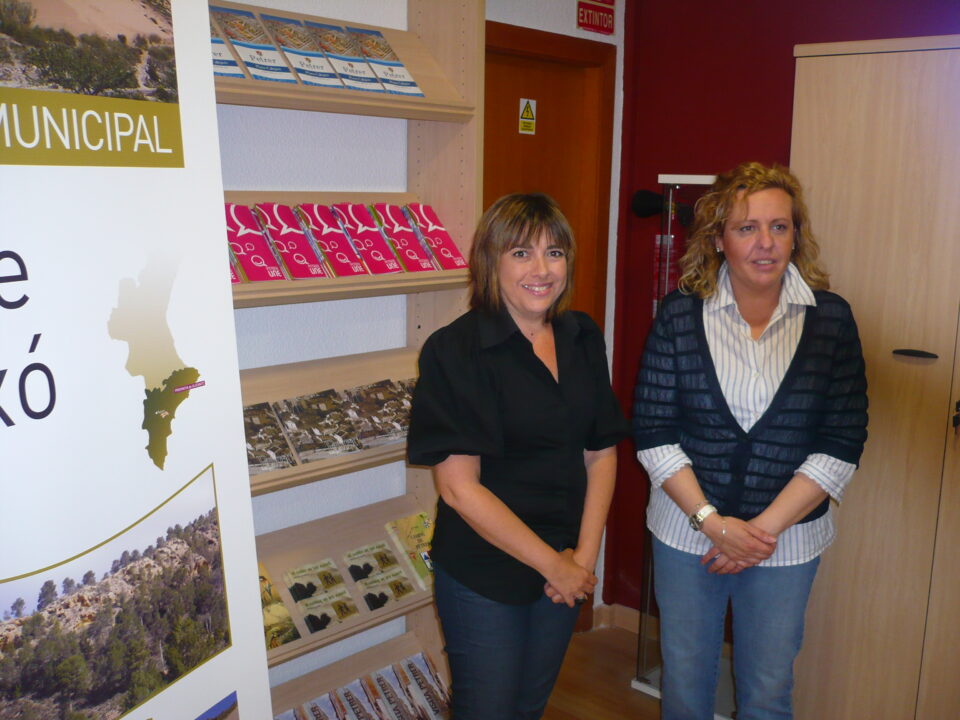 Petrer abre su oficina de turismo con la misión de atraer e informar a vecinos y visitantes
