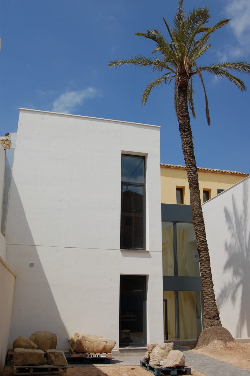 Nuevo hallazgo en Monforte del Cid de piezas arqueológicas