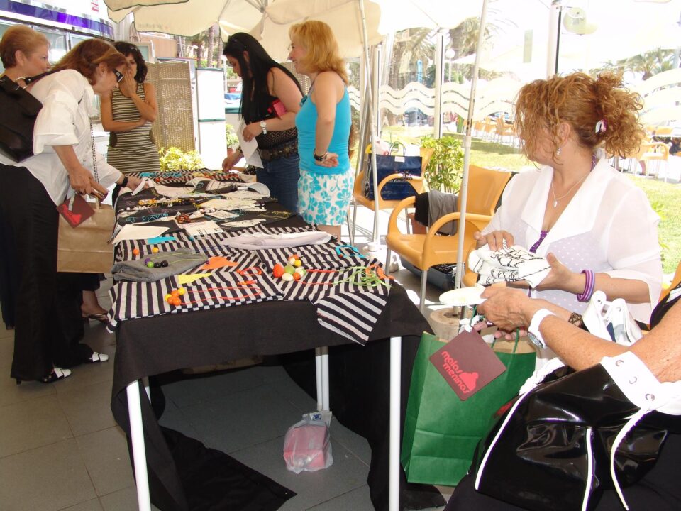 CAJA MEDITERRÁNEO ORGANIZA POR PRIMERA VEZ EN EL CENTRO PENITENCIARIO DE VILLENA TALLERES CONTRA LA VIOLENCIA DE GÉNERO