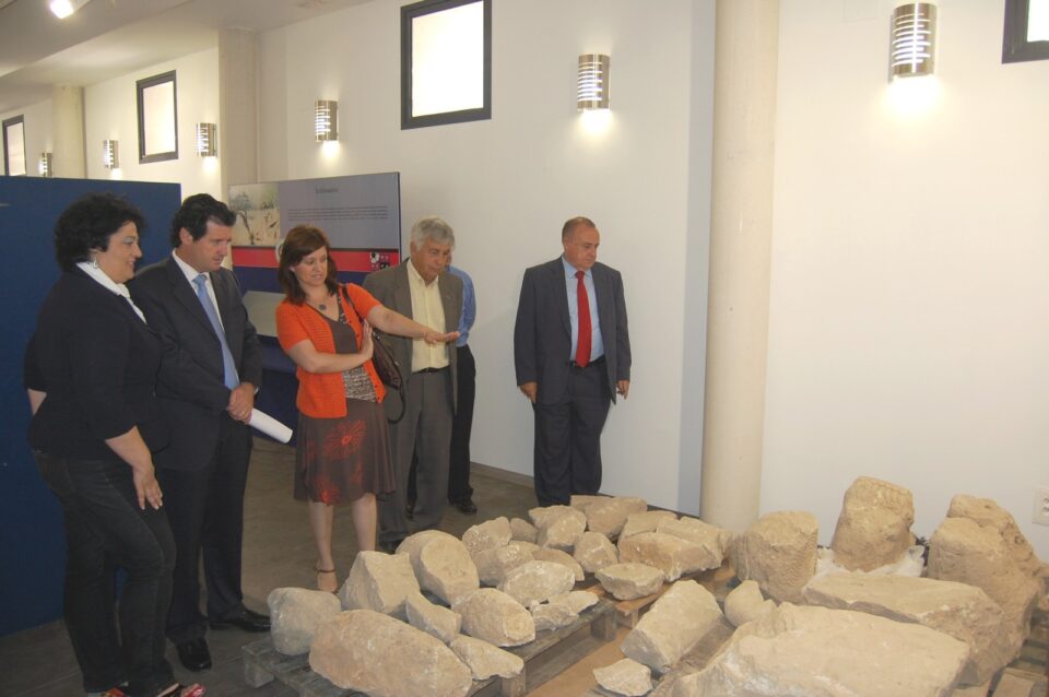 La alcaldesa presenta los proyectos dentro del Plan Confianza