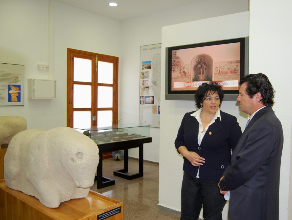 Monforte contará muy pronto con un centro de mayores y una rotonda en la Avda. de Alicante