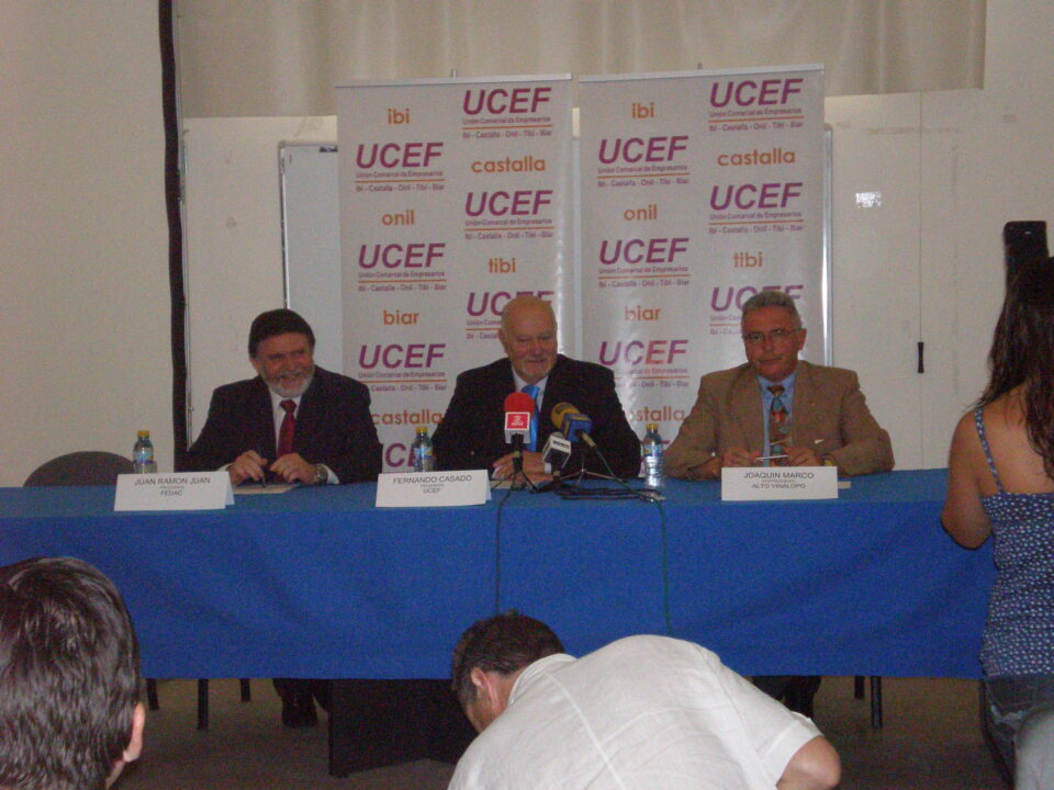 El pasado viernes 26 de junio se reunieron los Presidentes y Representantes de las Federaciones Empresariales del Alto Vinalopo