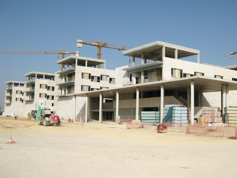 Finalización del proceso de selección de personal para el nuevo Hospital del Vinalopó con la primera criba curricular